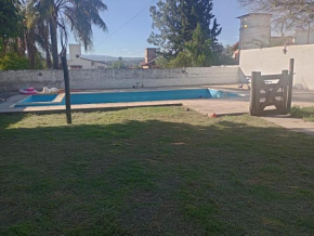 DPTO con PILETA Hasta 5 pers para FAMILIAS con ASADOR
